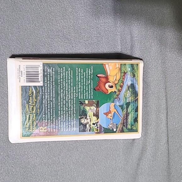 Disney Bambi Limited Edition 55th Anniversary VHS with Cover - Picture 4 of 10